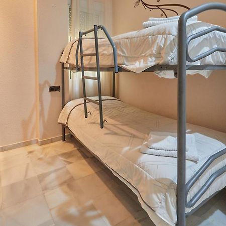 Two Bedrooms Leonor Davalos Sevilla Bagian luar foto